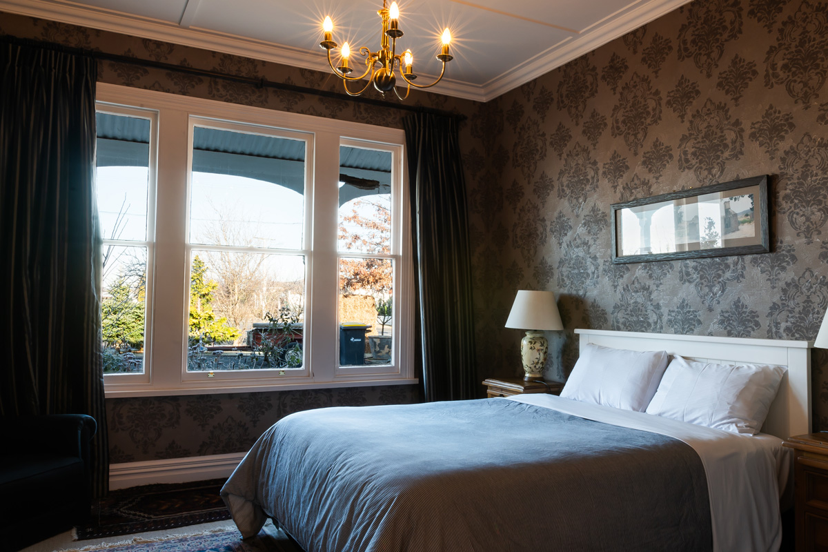 Middlemarch-Accommodation-Annandale-B&B-Bedroom