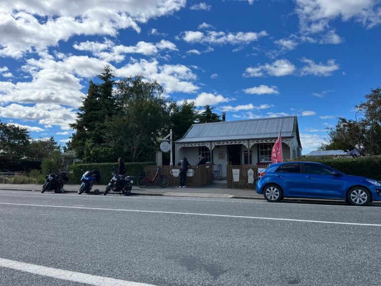 Middlemarch-Kissing-Gate-Cafe-Local-Cuisine-1