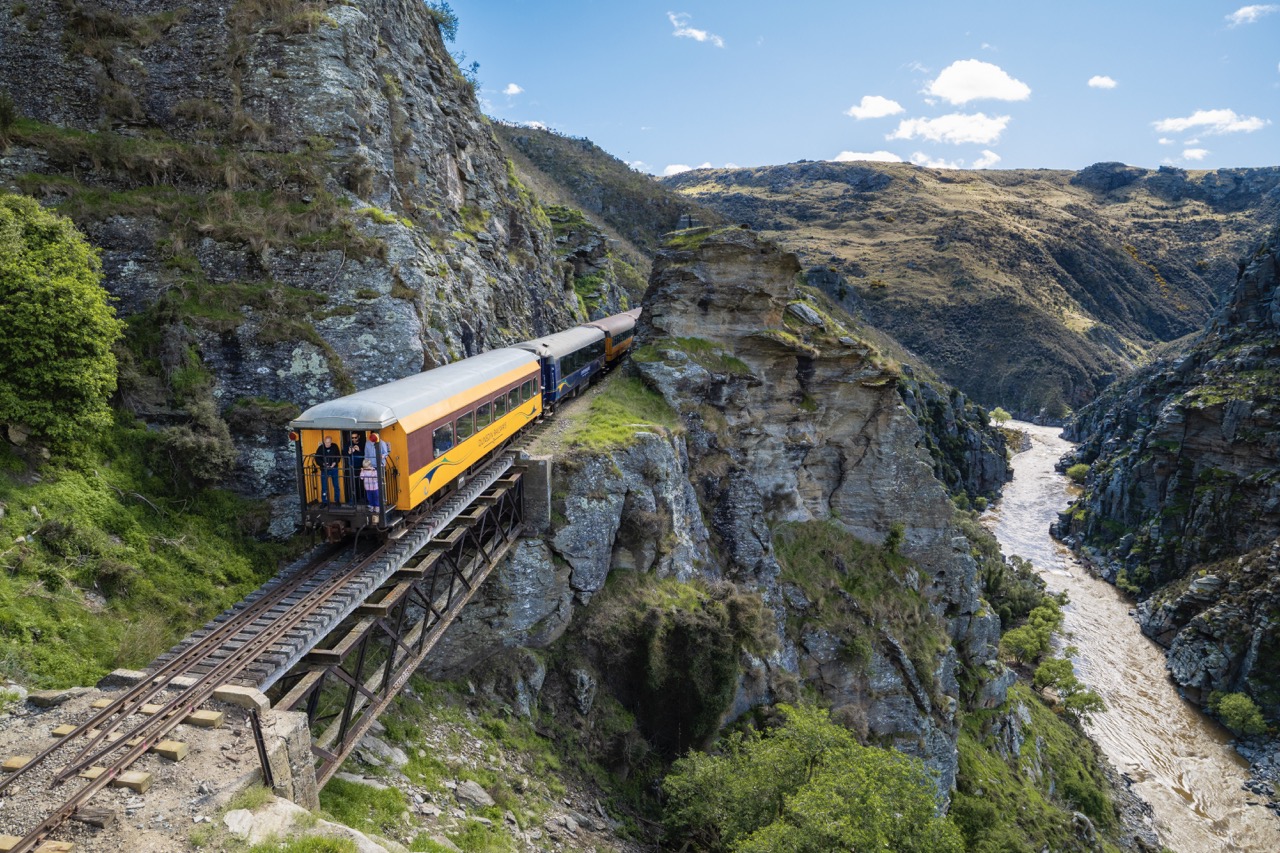 TaieriGorgeRailway Train Taieri Gorge Train on way to Pukerangi, Middlemarch